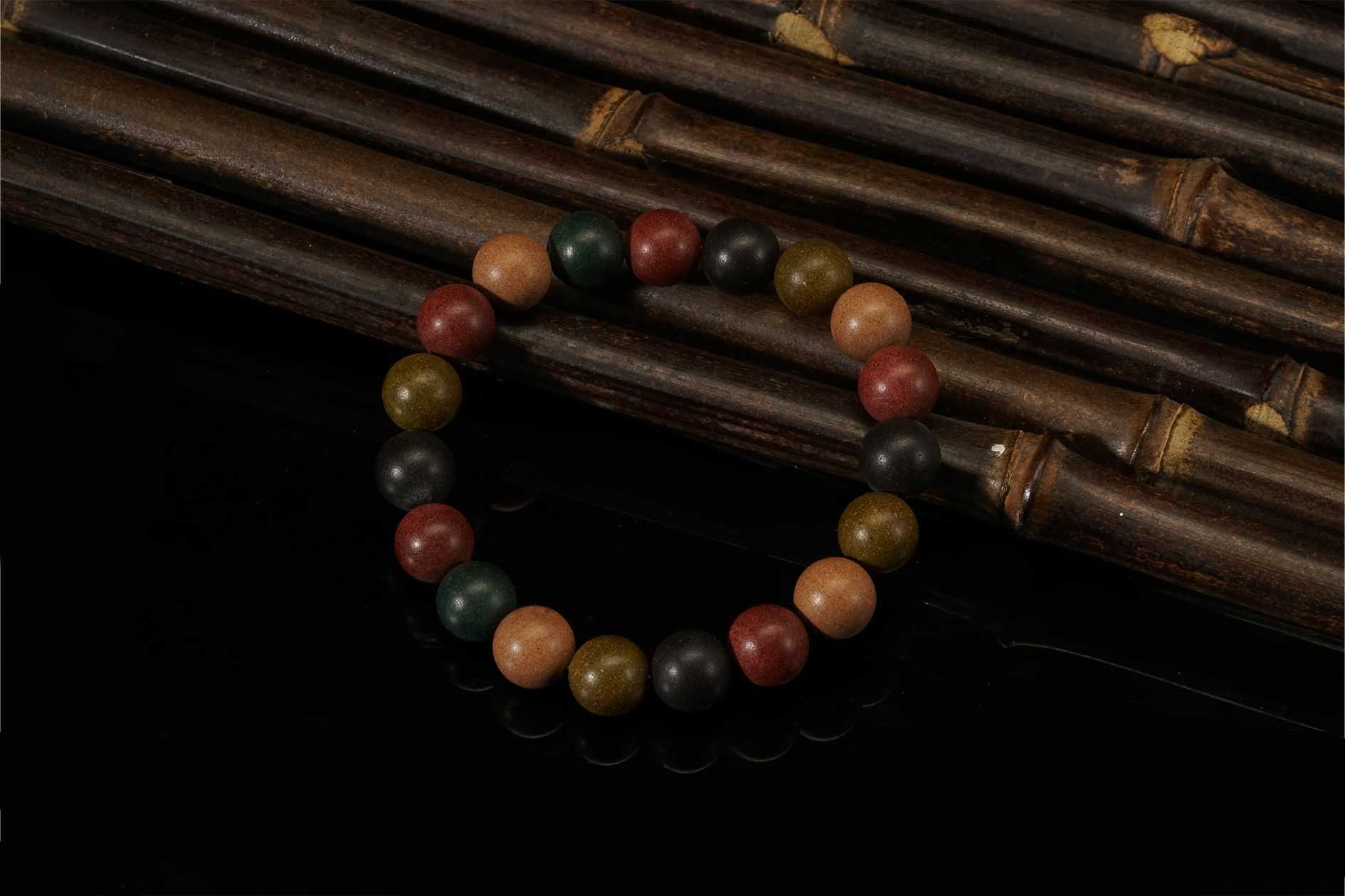 Herbal Chroma Scroll